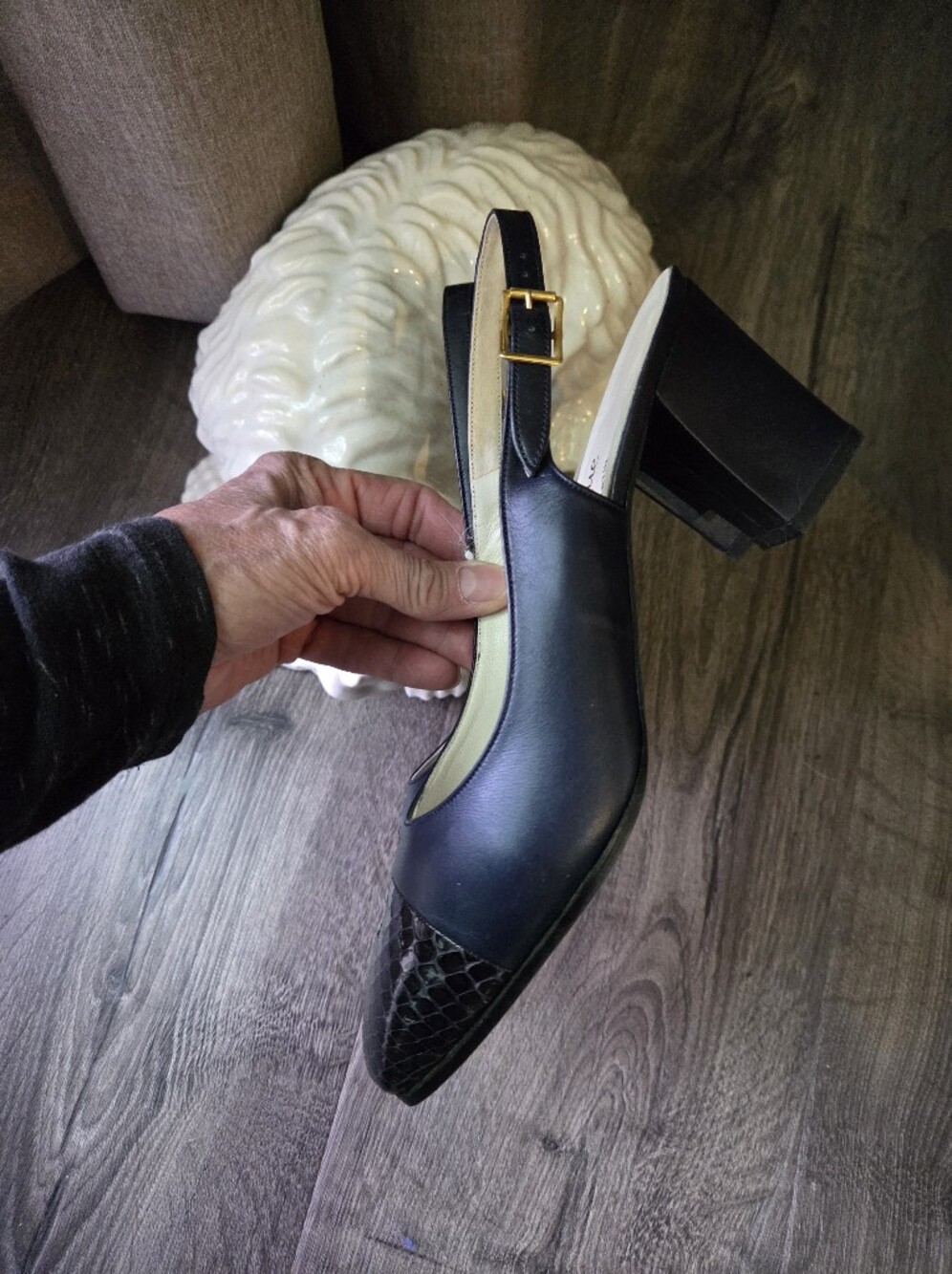 Classic Black Slingback Block Heel Women's Pump 7A FRANCE 1960s VTG